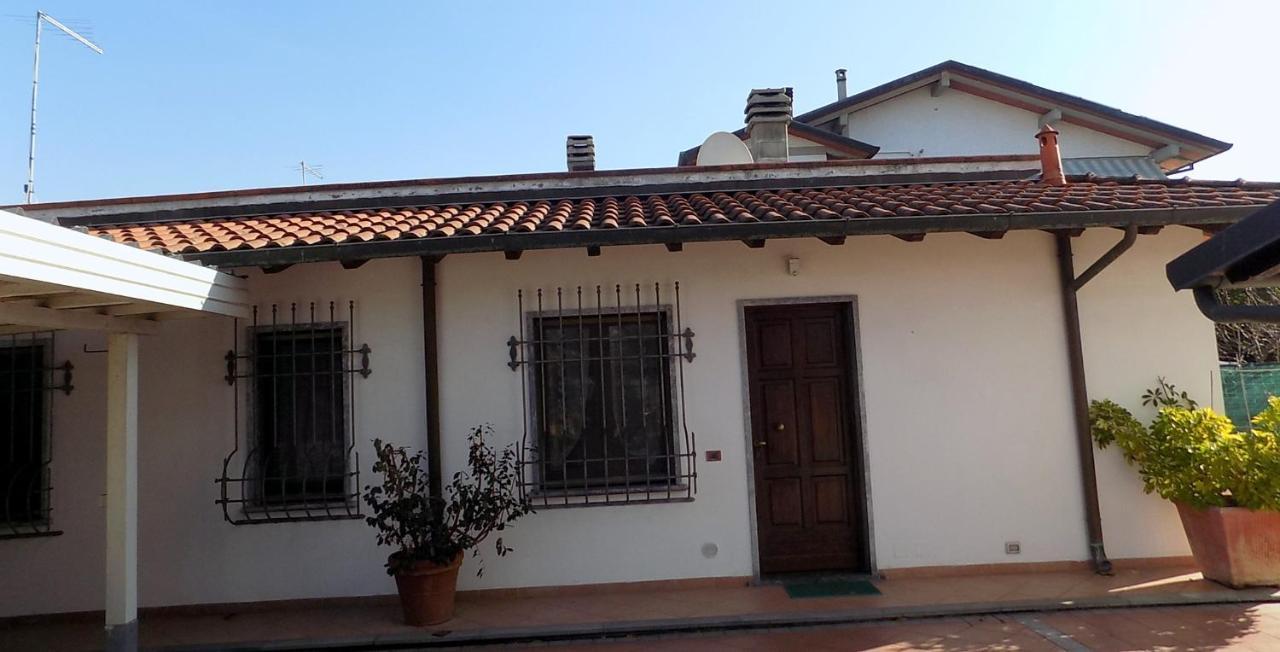 Aparthotel Casa Nuccia Marina di Massa Exterior foto